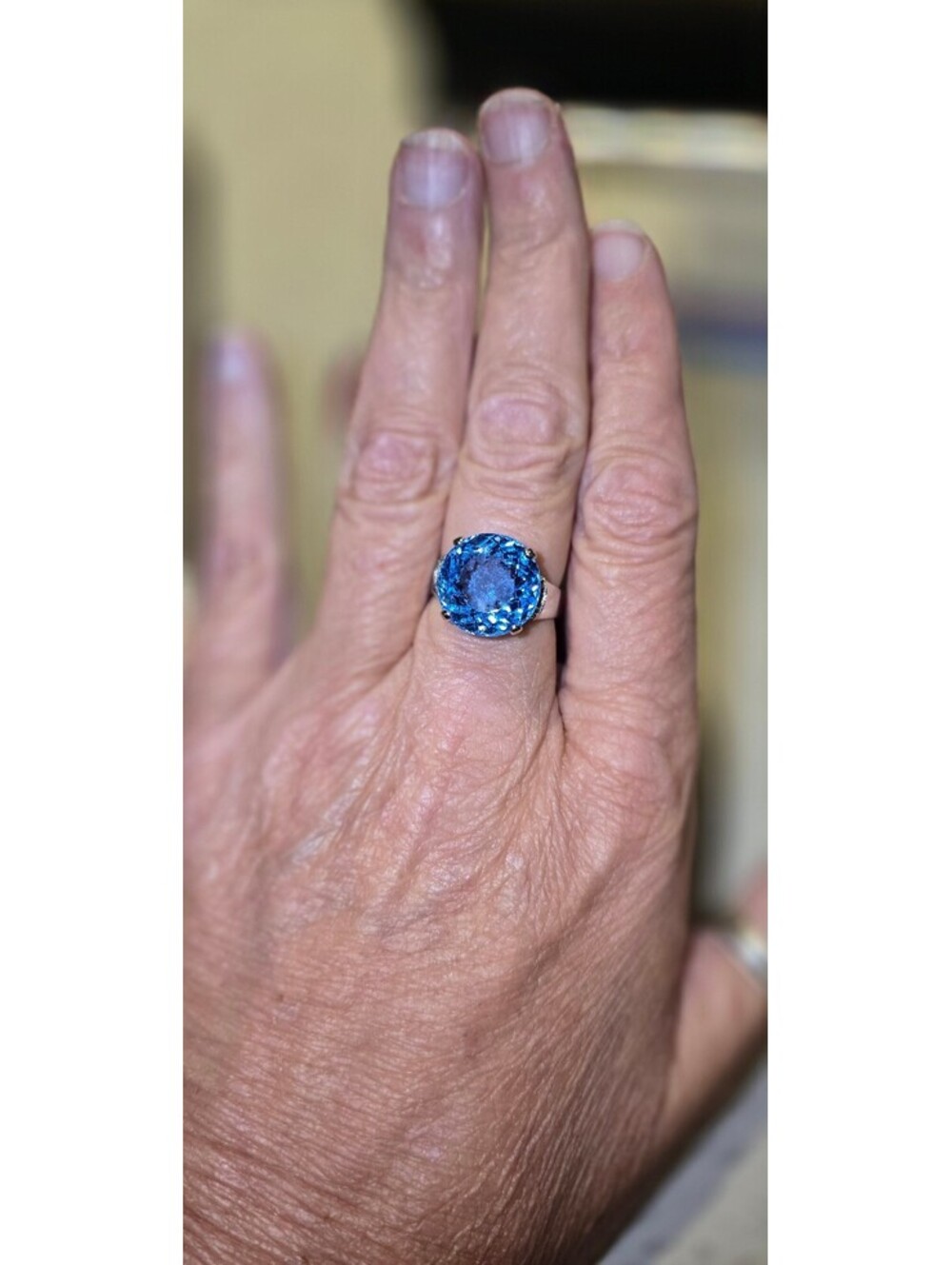 Unique cut Blue Topaz sz 8 in s925